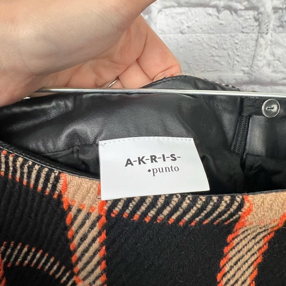 AKRIS PUNTO Check Wool Mini Skirt size 8 - Picture 8 of 9